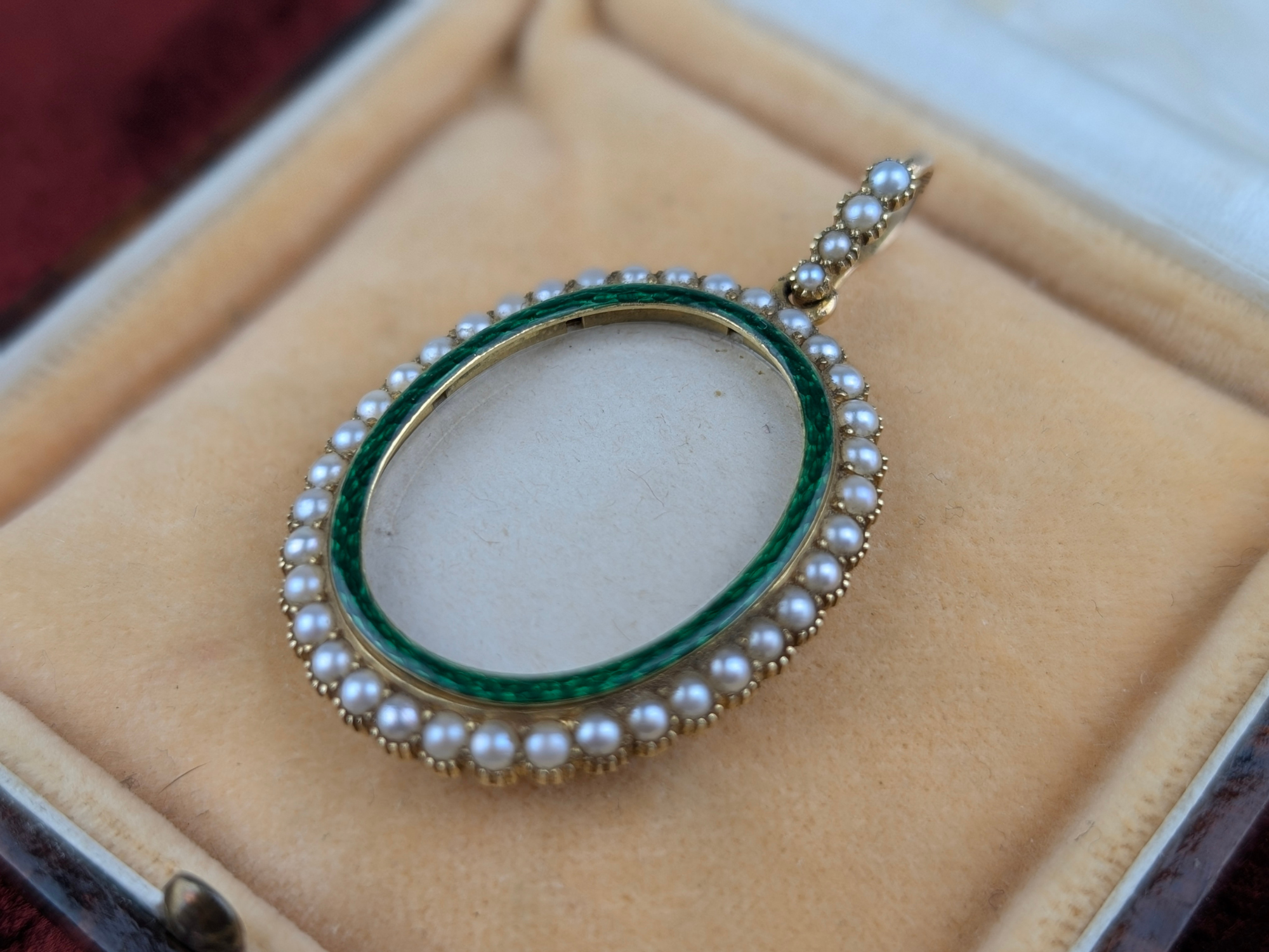 Victorian / Early Edwardian Antique 15ct Gold Guilloche Enamel & Seed Pearl Oval Photo Locket Pendant - Image 6