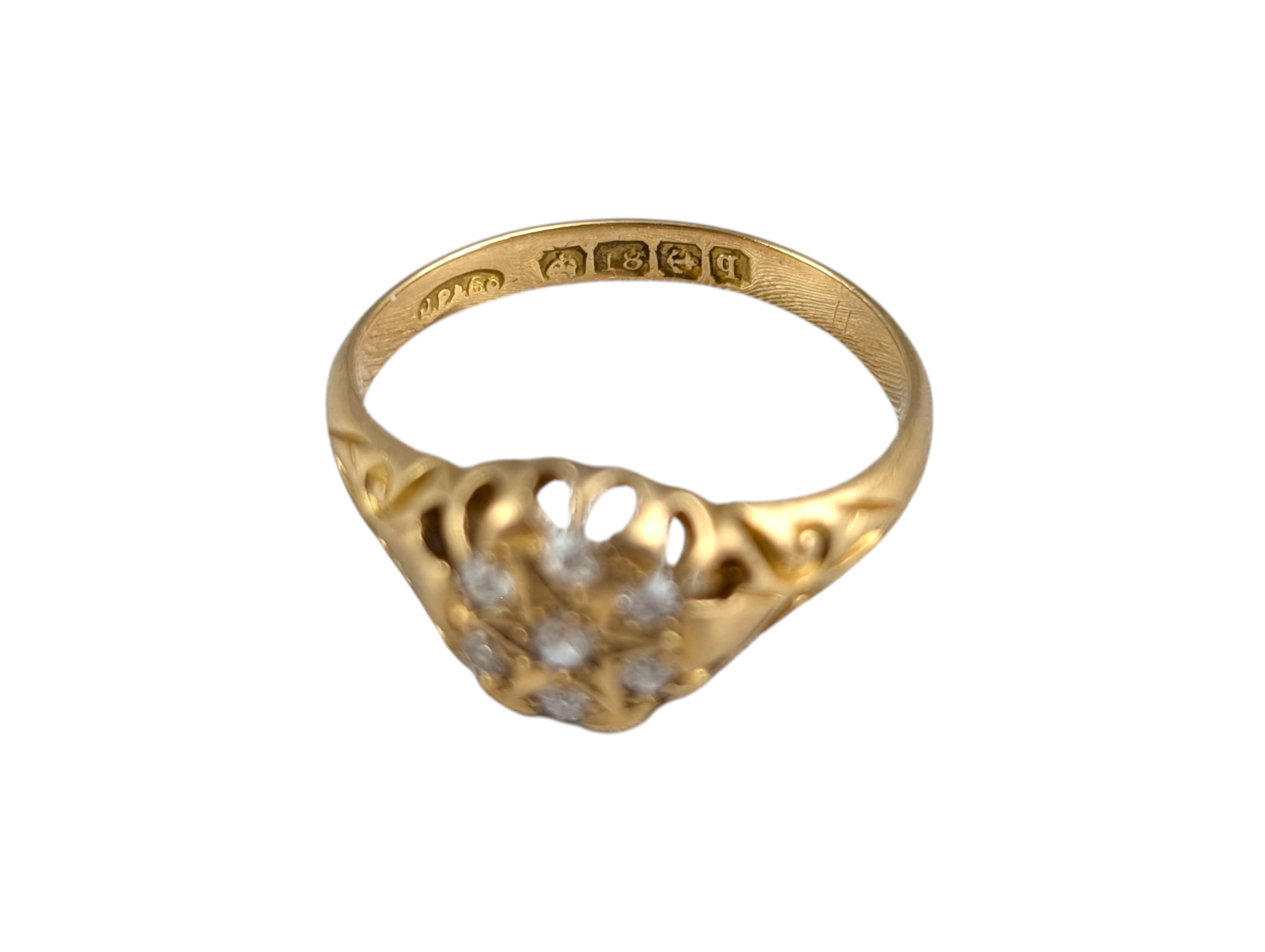 Edwardian 18ct Gold Old-Cut Diamond Star Cluster Ring (Birmingham 1915–1916) - Image 5