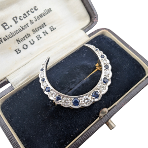 Vintage 18ct Gold Sapphire & Diamond Crescent Moon Brooch - Hallmarked 750