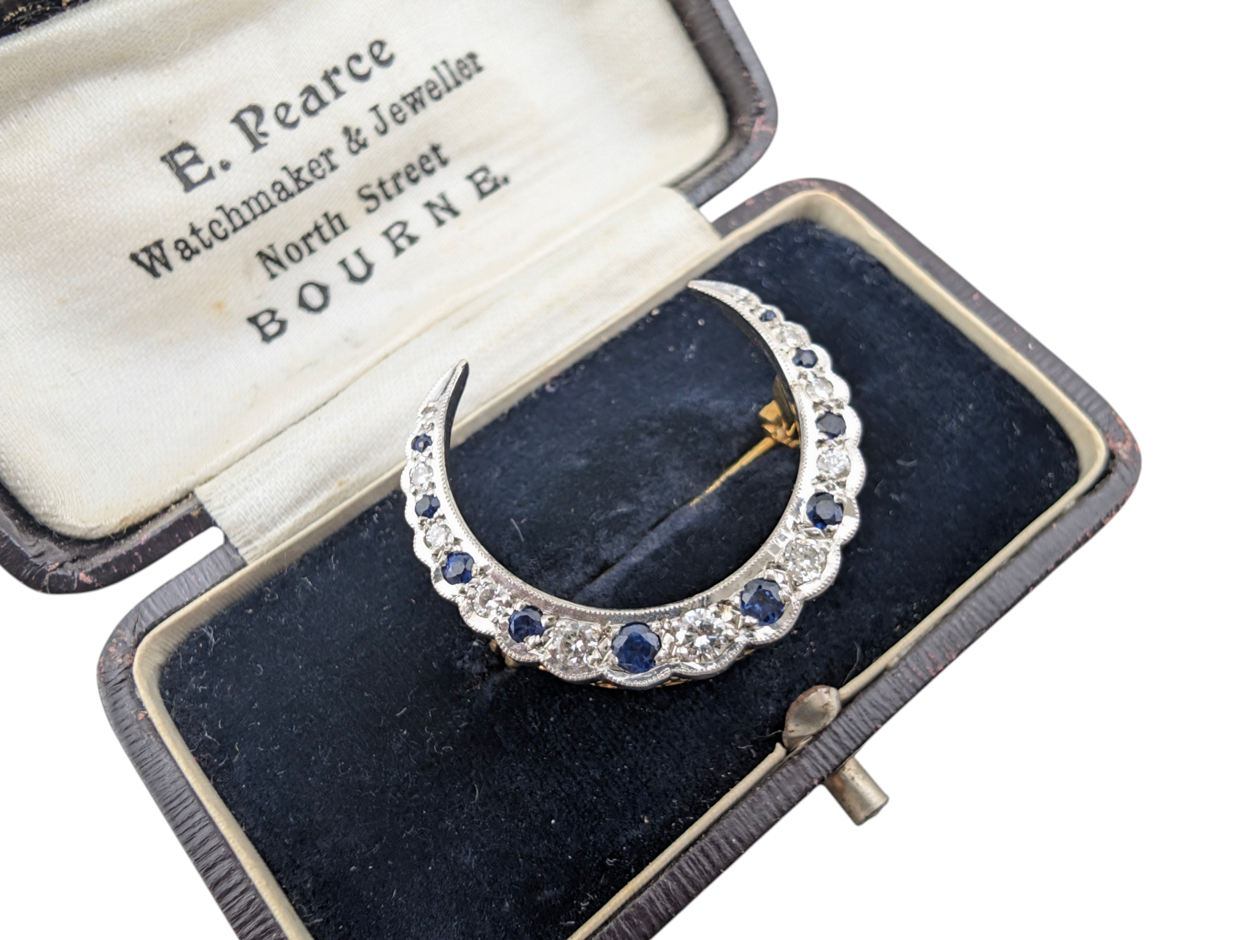 Vintage 18ct Gold Sapphire & Diamond Crescent Moon Brooch - Hallmarked 750