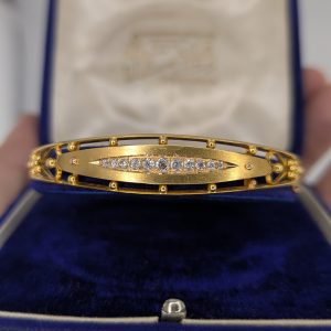 Victorian 15ct Gold Diamond Hinged Bangle / Bracelet