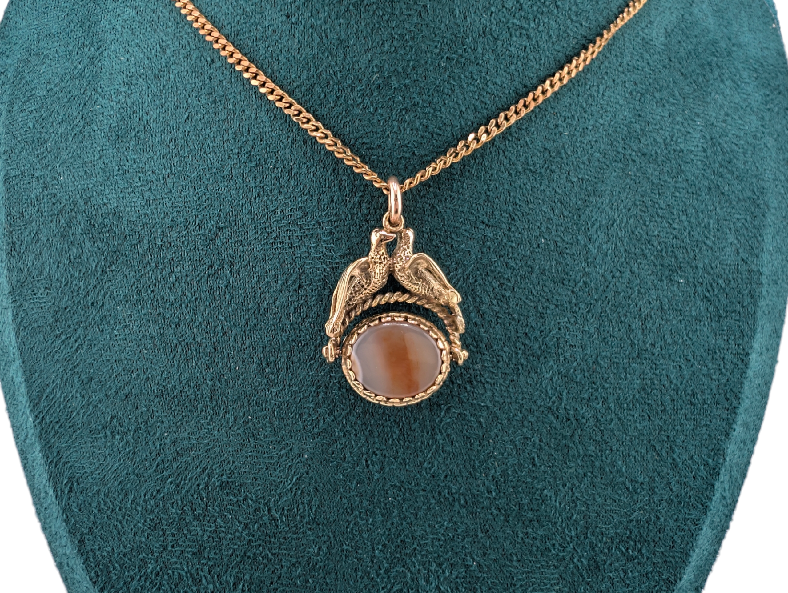 Antique 9ct Gold Rotating Agate Fob Pendant with Doves of Peace - Image 5