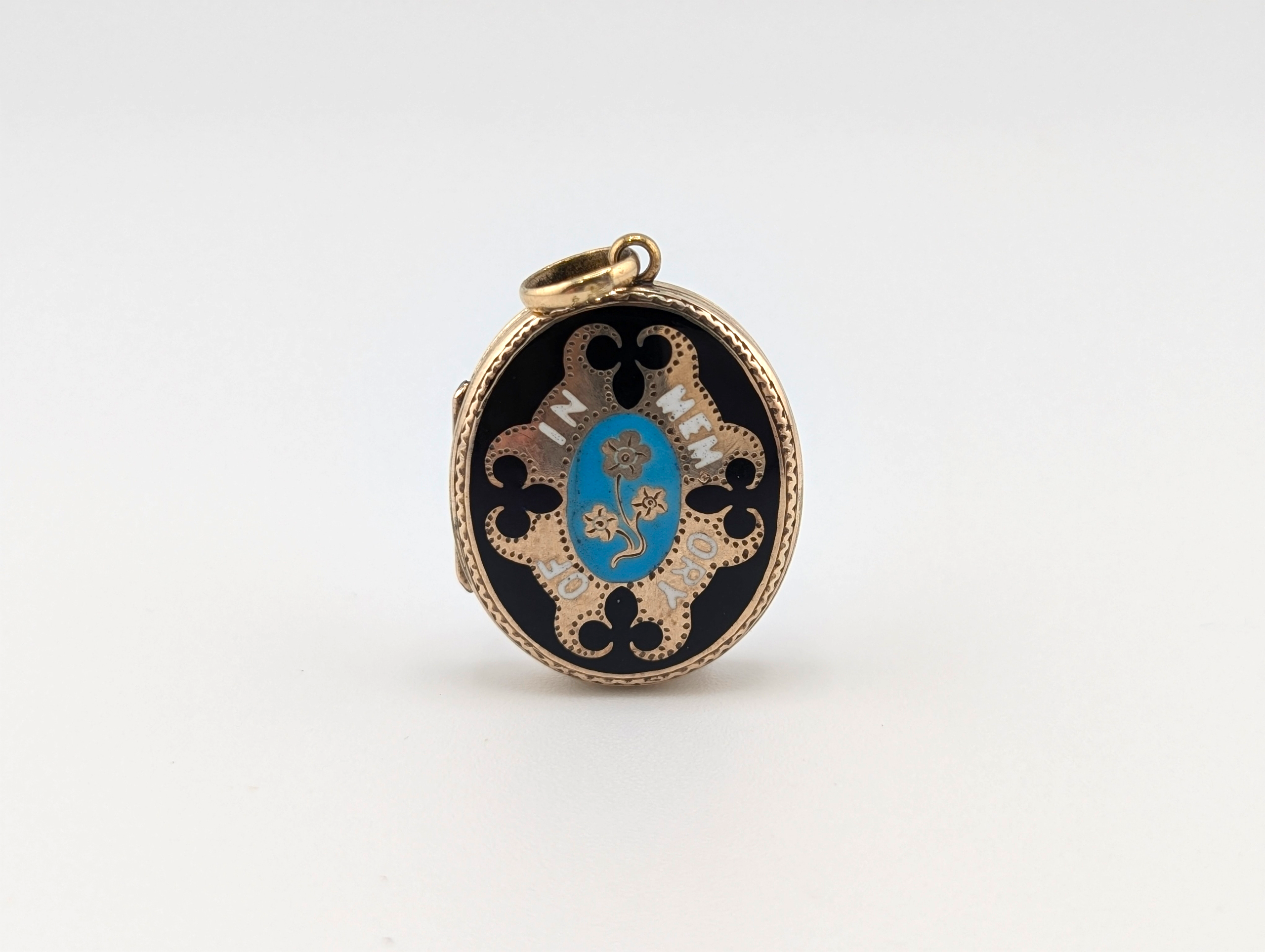 Victorian 9ct Gold B&F Enamel “In Memory Of” Mourning Locket Pendant