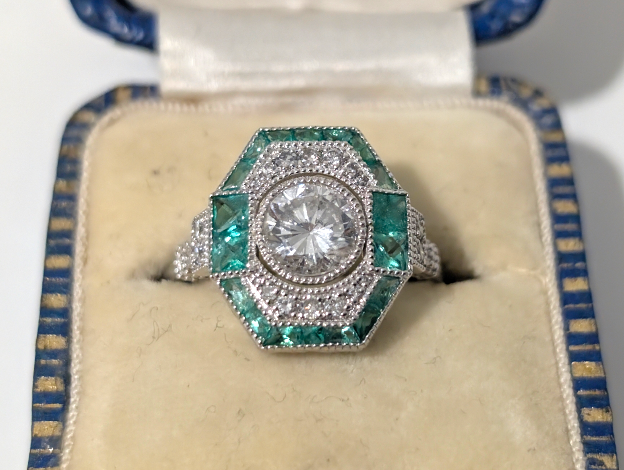 Art Deco Style Platinum Diamond & Colombian Emerald Cluster Ring – 1.02ct Total Diamonds - Image 6