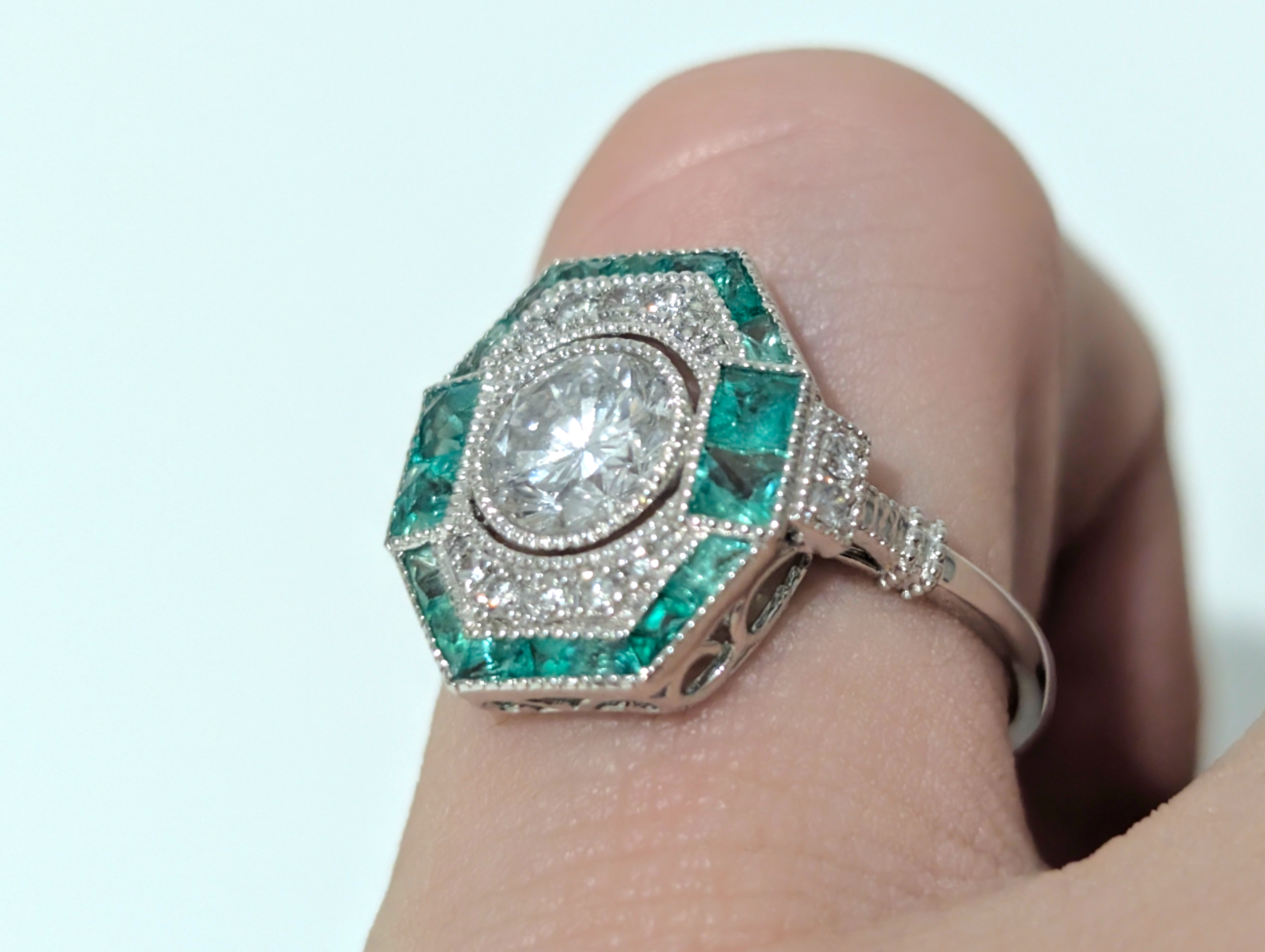 Art Deco Style Platinum Diamond & Colombian Emerald Cluster Ring – 1.02ct Total Diamonds - Image 5