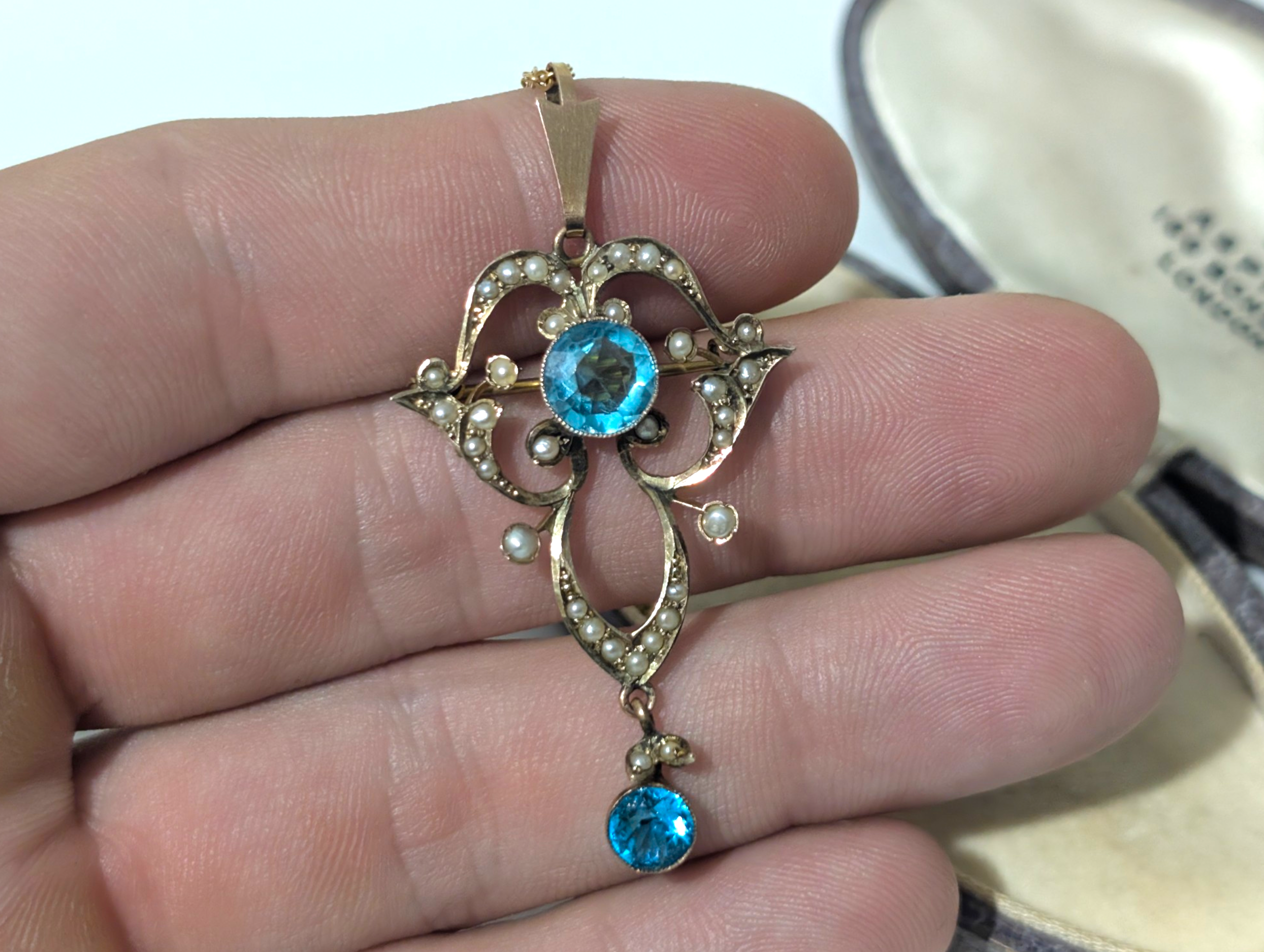 Edwardian Art Nouveau 9ct Gold Blue Topaz & Seed Pearl Drop Pendant / Brooch - Image 3