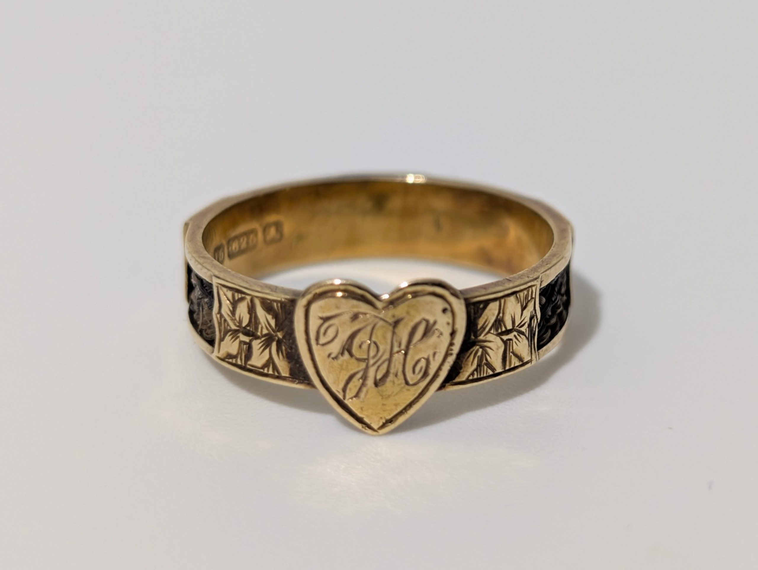 Antique 15ct Gold Mourning Hairwork Ring With Love Heart - English Hallmarks 625 - Image 2