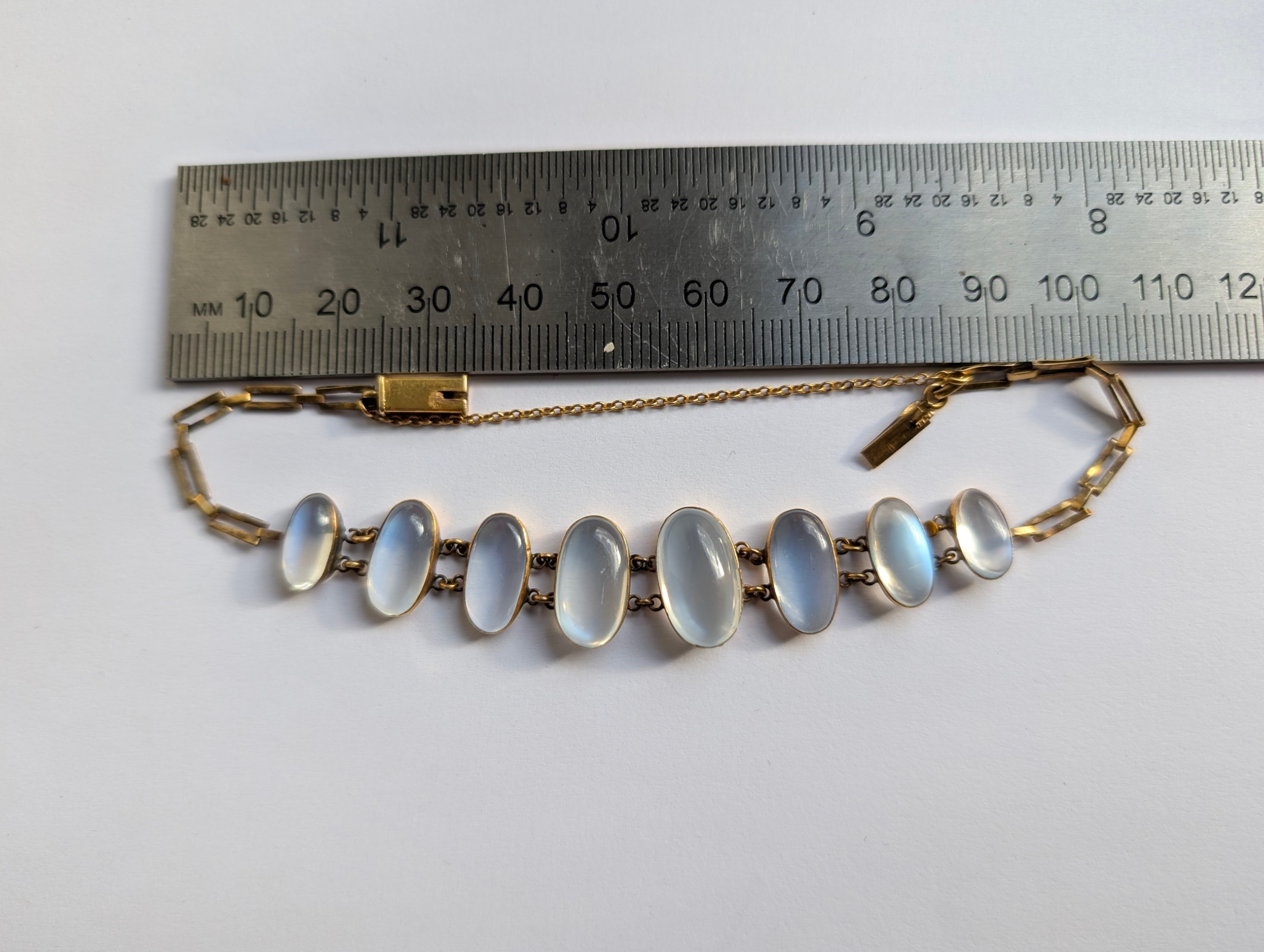 Edwardian 18ct Gold Moonstone Bracelet – Antique c.1900–1915 - Image 5
