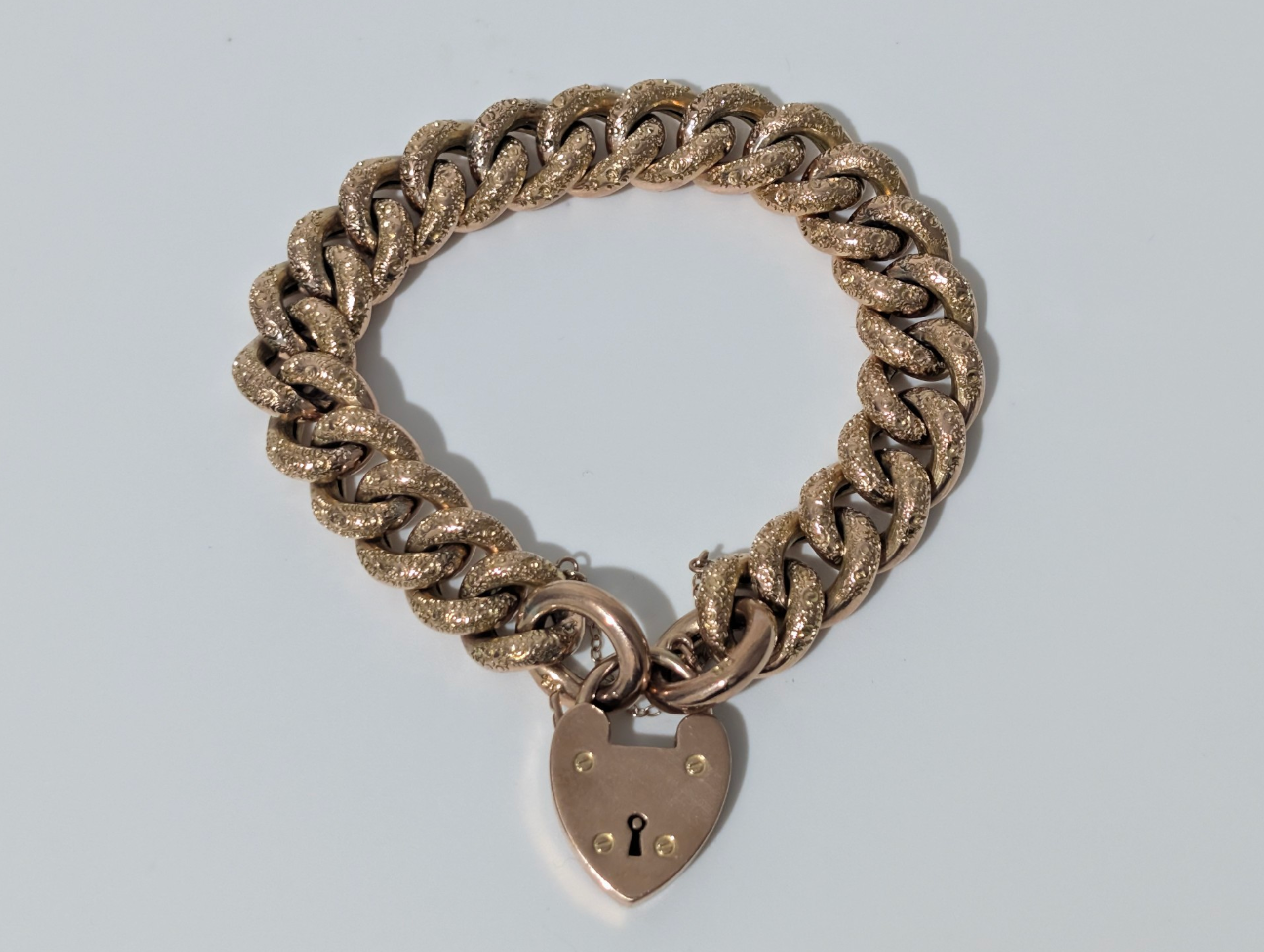 Antique Victorian / Edwardian 9ct Rose Gold Curb Link Bracelet - Image 2