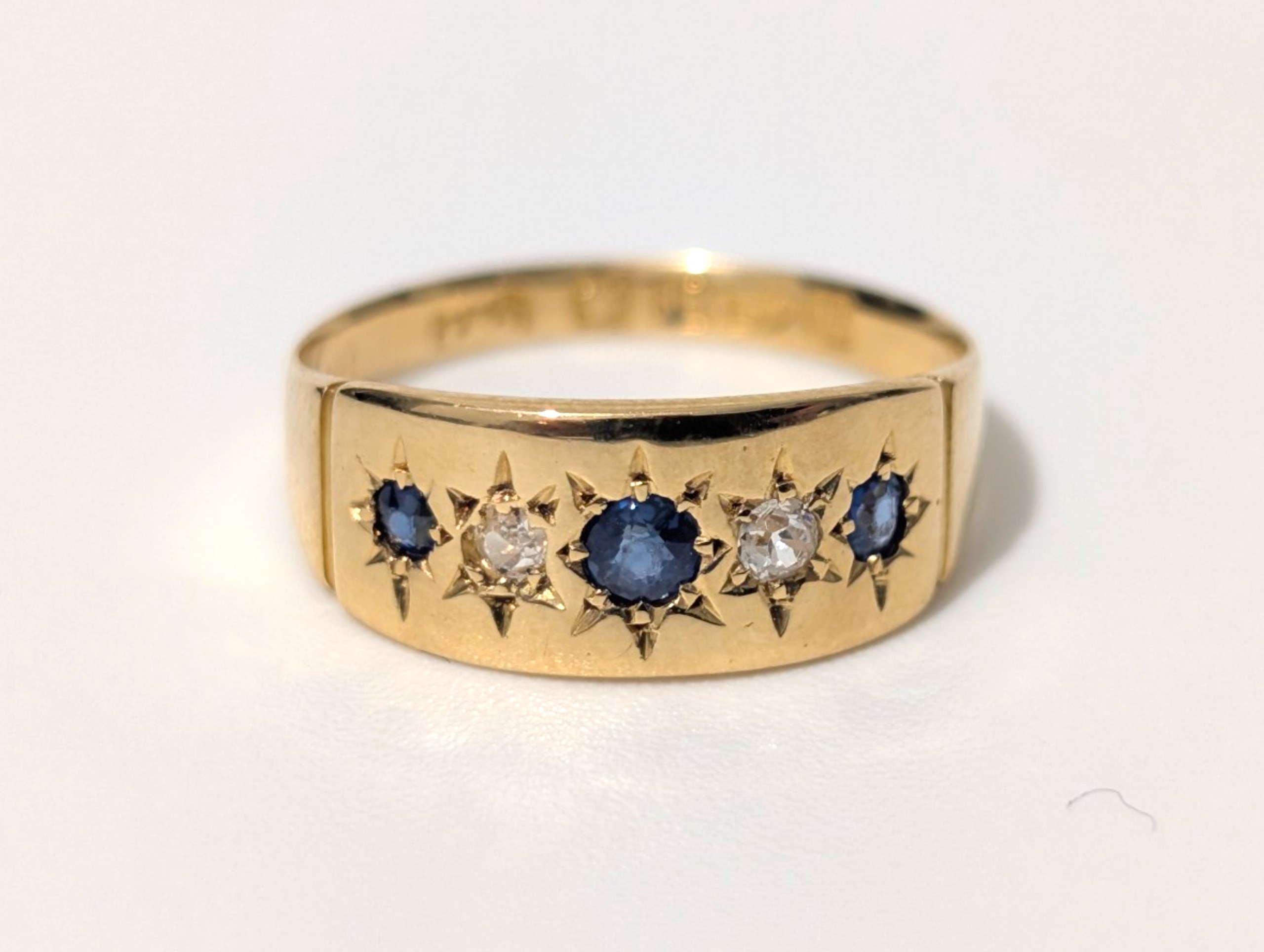 Victorian 18ct Gold Sapphire & Diamond Gypsy Ring – Chester 1891/92