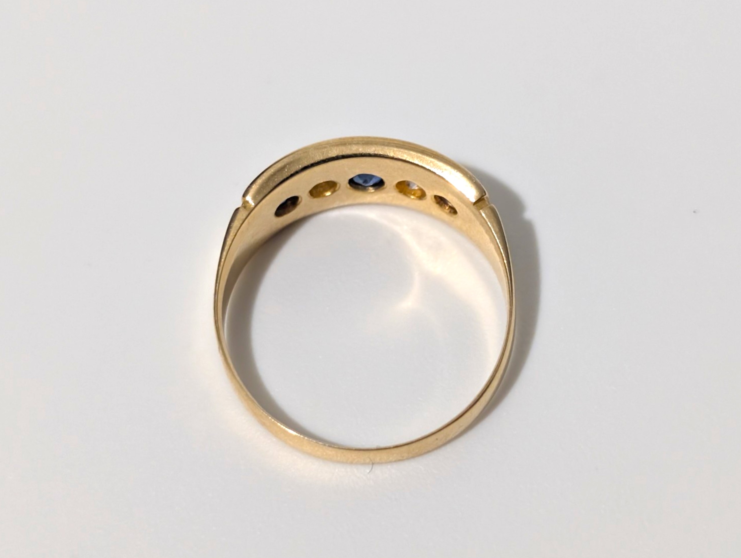 Victorian 18ct Gold Sapphire & Diamond Gypsy Ring – Chester 1891/92 - Image 5