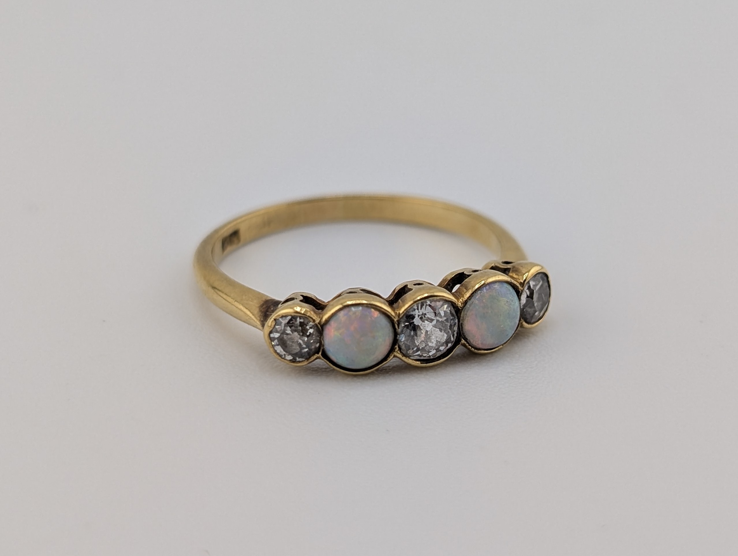 Antique Victorian/Edwardian 18ct Gold Diamond & Opal Five Stone Ring - Image 4