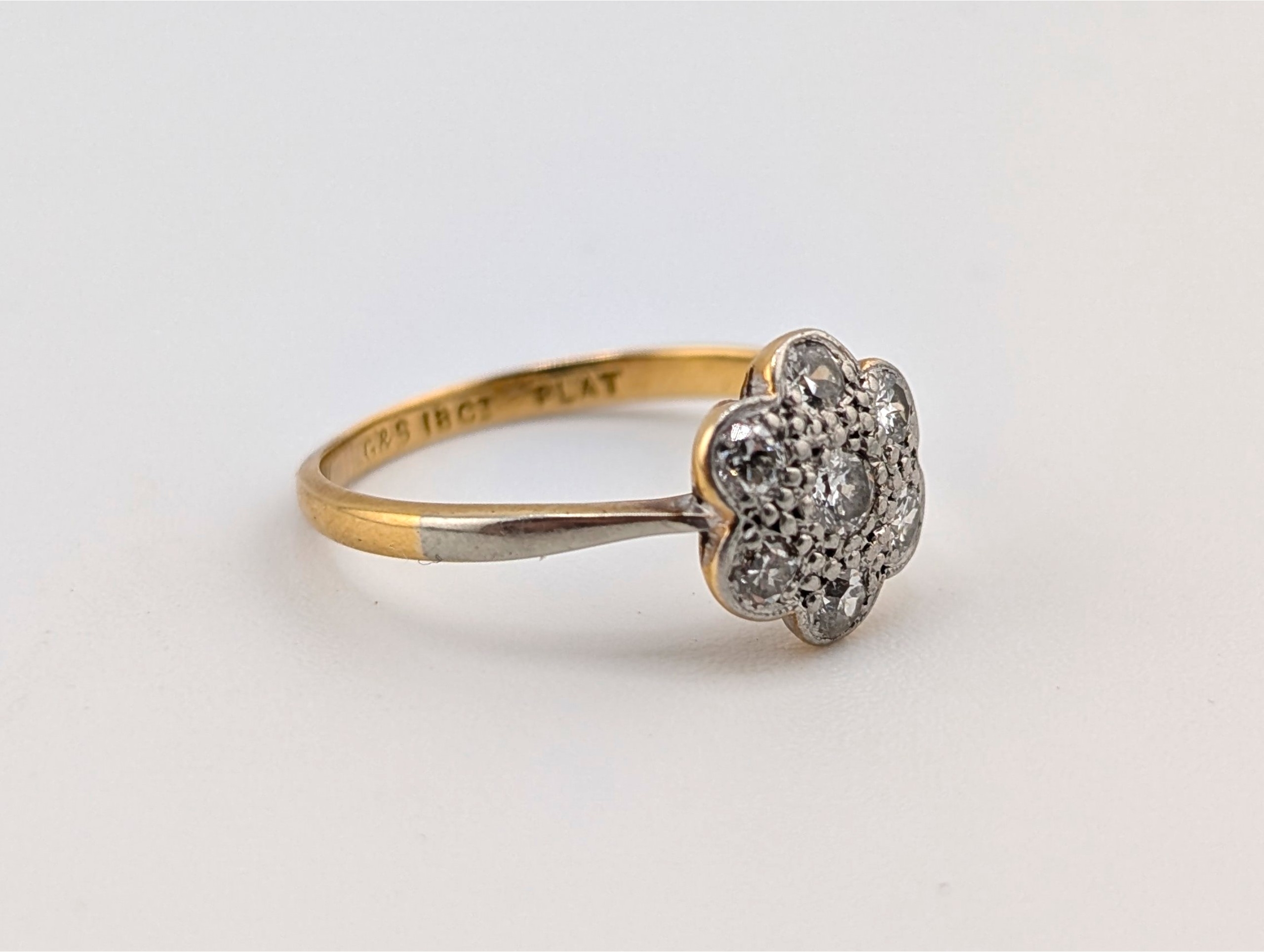 Antique Edwardian 18ct Gold & Platinum Old Cut Diamond Daisy Cluster Ring - Image 4