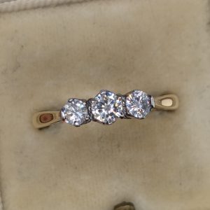 Antique Edwardian 18ct Gold & Platinum Three Stone Diamond Ring