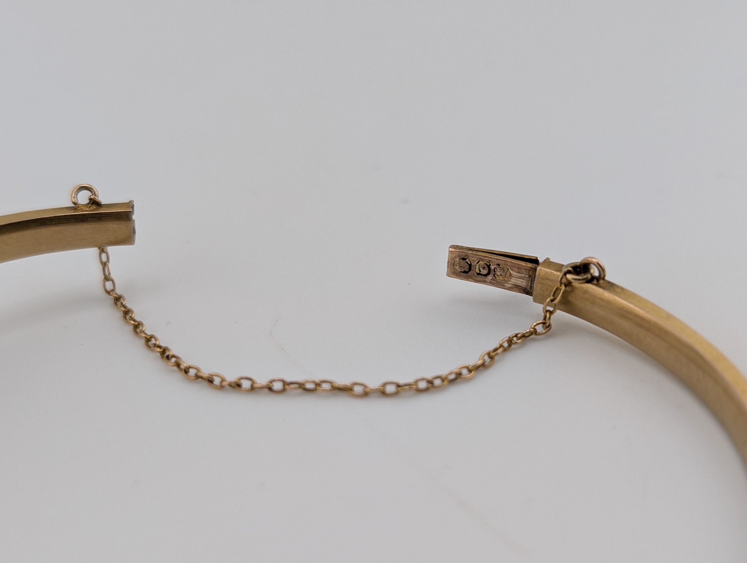 Antique Victorian 9ct Gold Ruby & Seed Pearl Crescent Moon Hinged Bangle - Image 6