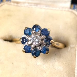 Antique Edwardian / Art Deco 18ct Gold Sapphire & Diamond Cluster Ring